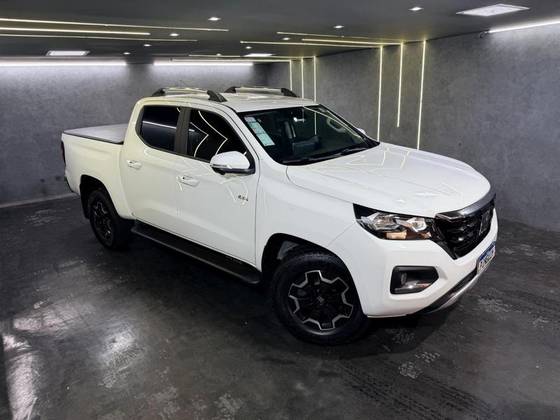 FIAT TITANO 2.2 TURBO DIESEL VOLCANO 4X4 AT6 FIAT TITANO 2.2 TURBO DIESEL VOLCANO 4X4 AT6